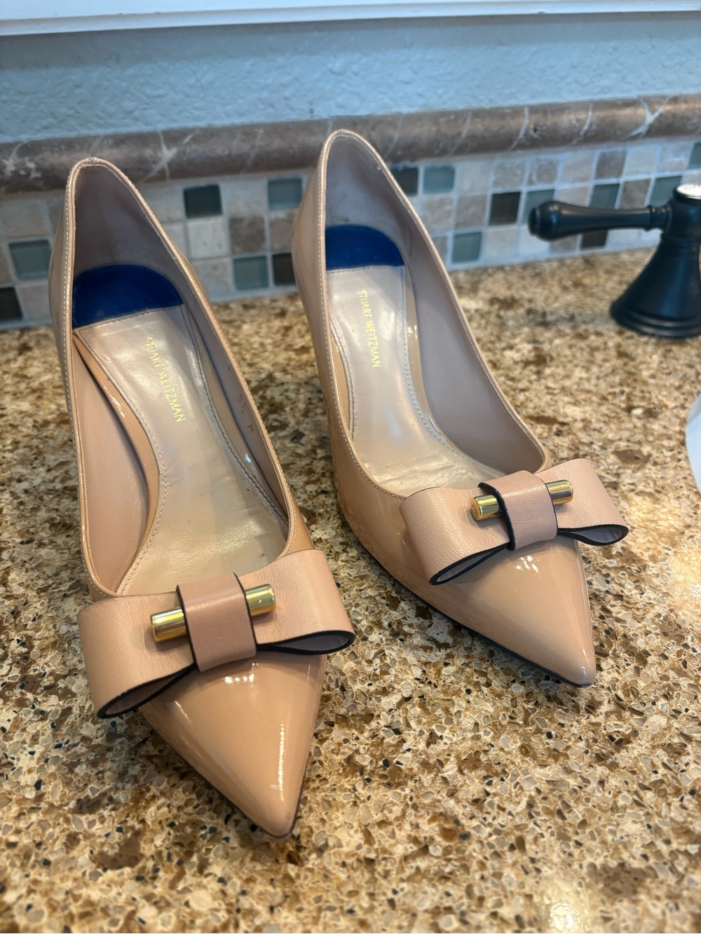 Stuart Weitzman Patent Nude Bow Pointed-Toe Pumps - Picture 3 of 5
